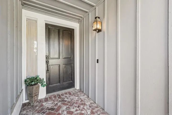 946 Carriage Drive, San Marcos, California 92069