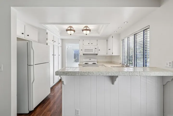 946 Carriage Drive, San Marcos, California 92069