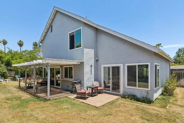 946 Carriage Drive, San Marcos, California 92069