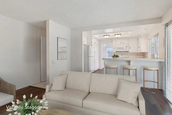 946 Carriage Drive, San Marcos, California 92069