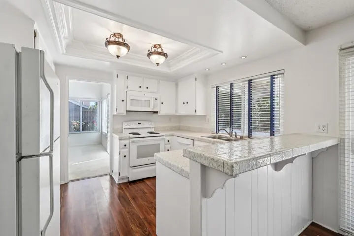 946 Carriage Drive, San Marcos, California 92069
