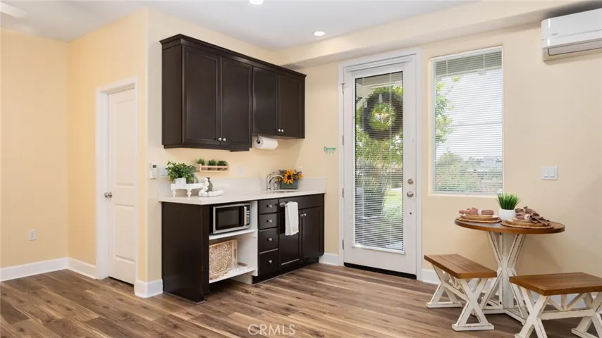 Studio Kitchen