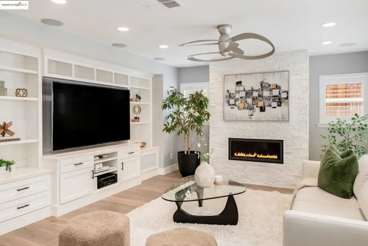 5228 Steven S Stroud Dr, Antioch, California 94531