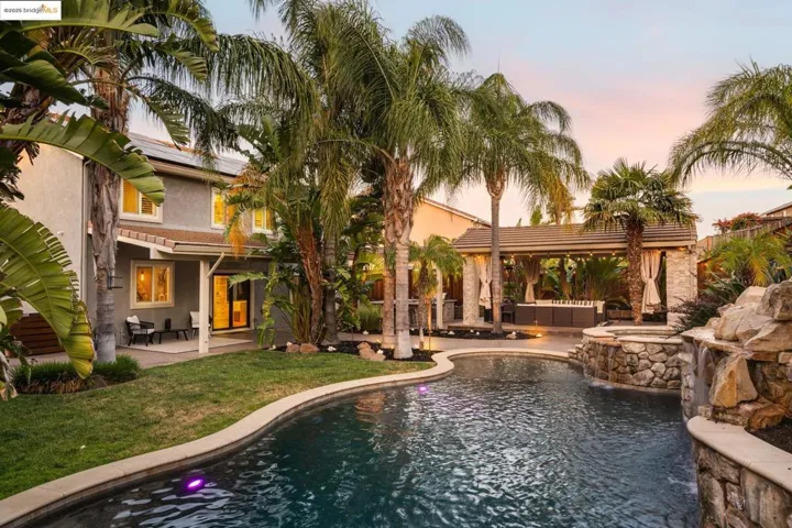5228 Steven S Stroud Dr, Antioch, California 94531