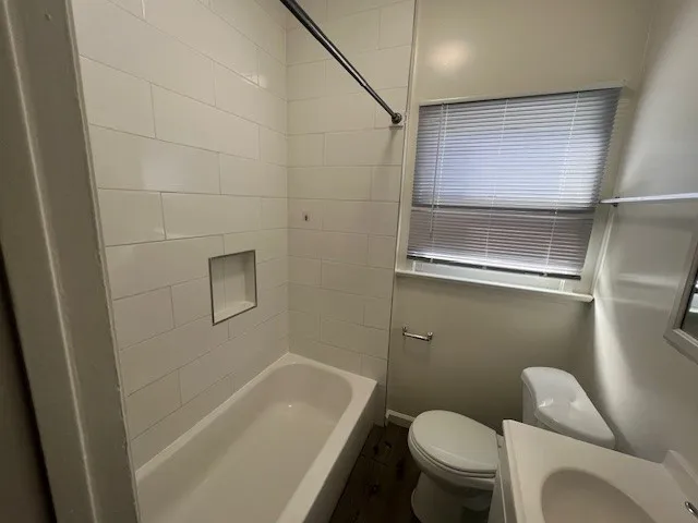 3320 E 8th Street, Long Beach, California 90804