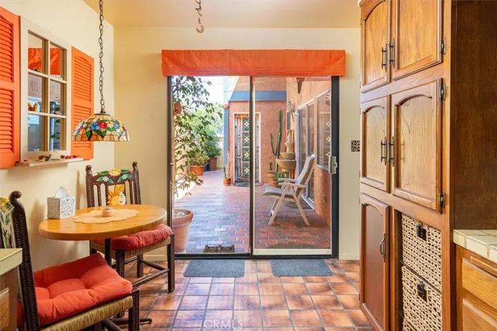 537 3rd Street, Manhattan Beach, California 90266