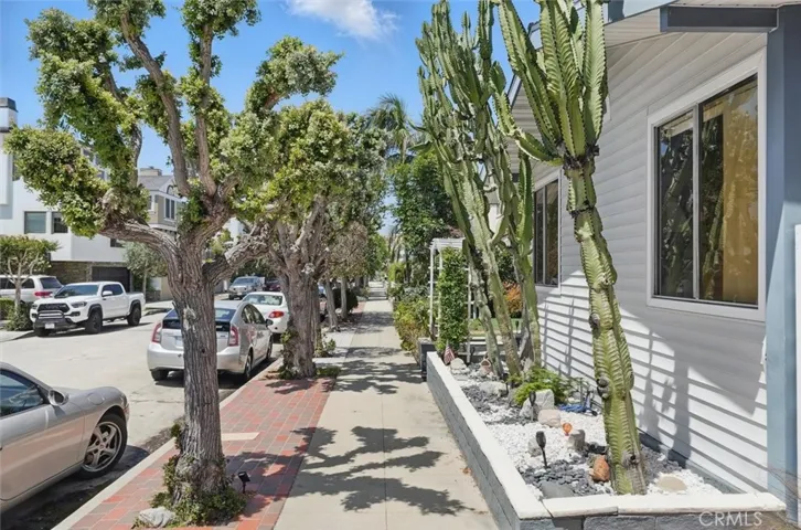 537 3rd Street, Manhattan Beach, California 90266