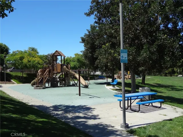 Neighborhood park