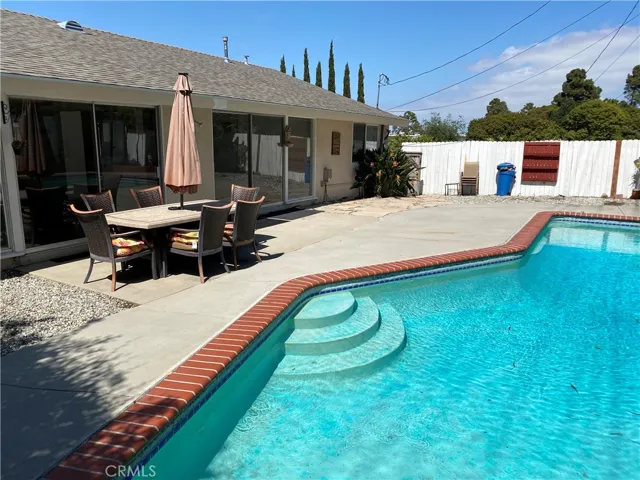 27150 Fond Du Lac Road, Rancho Palos Verdes, California 90275