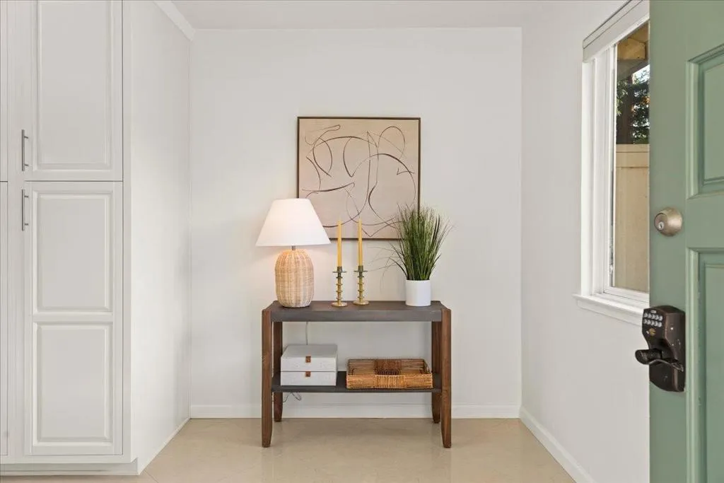 304 Harbor Drive, Santa Cruz, California 95062 home-pic-2