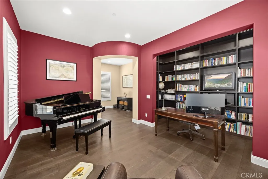 1252 N Lindley Street, Azusa, California 91702 home-pic-8