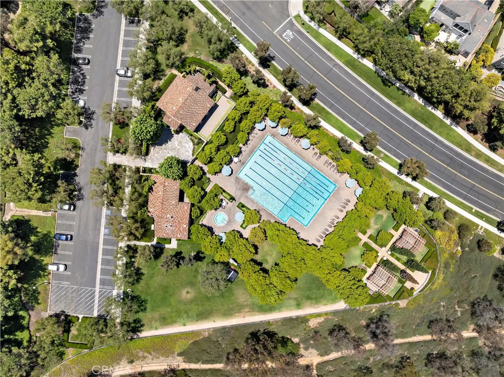 2 Tarascon, Newport Coast, California 92657 home-pic-43