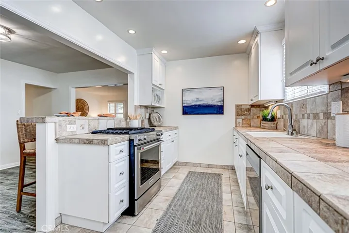 1217 S Gertruda Avenue, Redondo Beach, California 90277