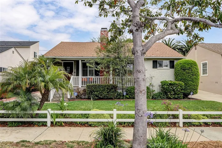 1217 S Gertruda Avenue, Redondo Beach, California 90277