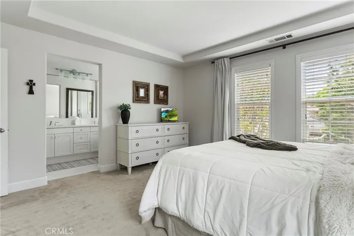 32 Longfield, Ladera Ranch, California 92694