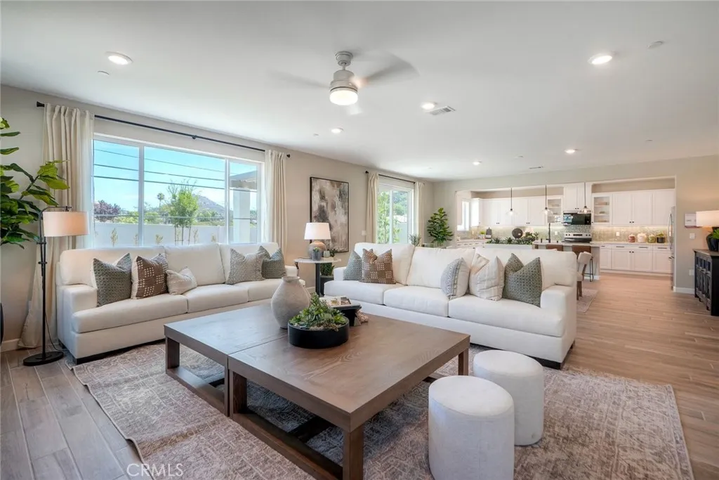 2066 Woolem Place, Escondido, California 92026 home-pic-6