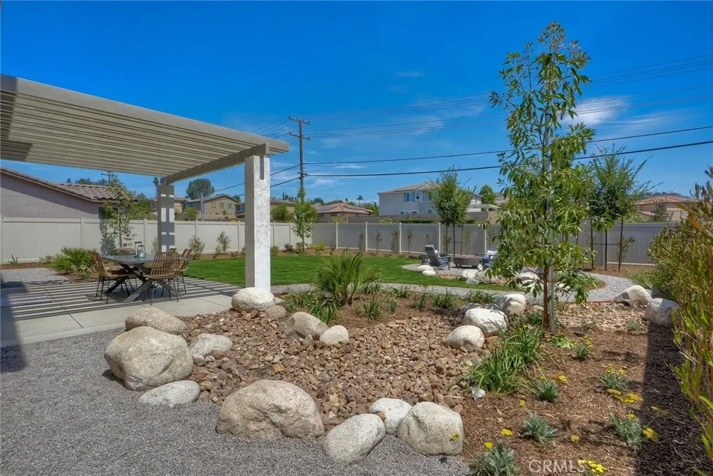 2066 Woolem Place, Escondido, California 92026 home-pic-25