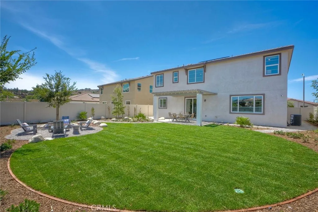 2066 Woolem Place, Escondido, California 92026 home-pic-28