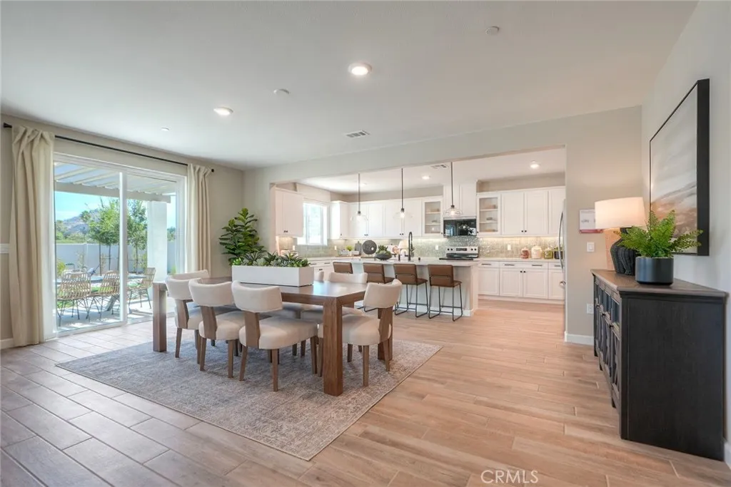2066 Woolem Place, Escondido, California 92026 home-pic-0