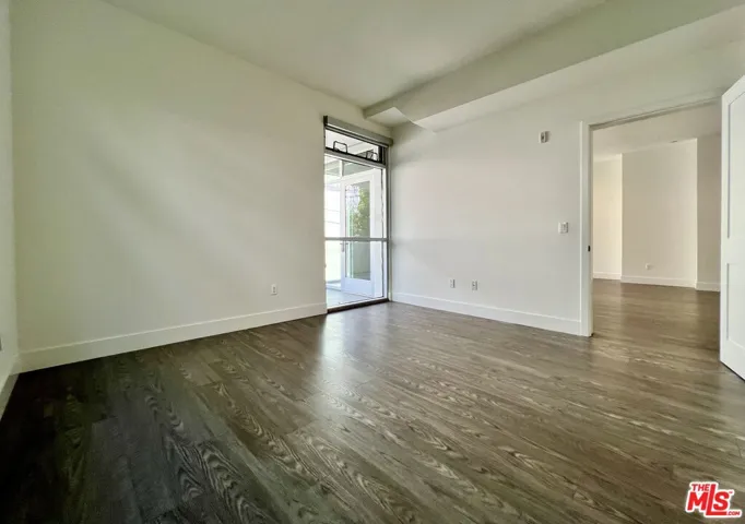 1232 N Kings Road 206, West Hollywood, California 90069