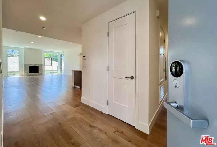 8017 W Norton Avenue 301, West Hollywood, California 90046