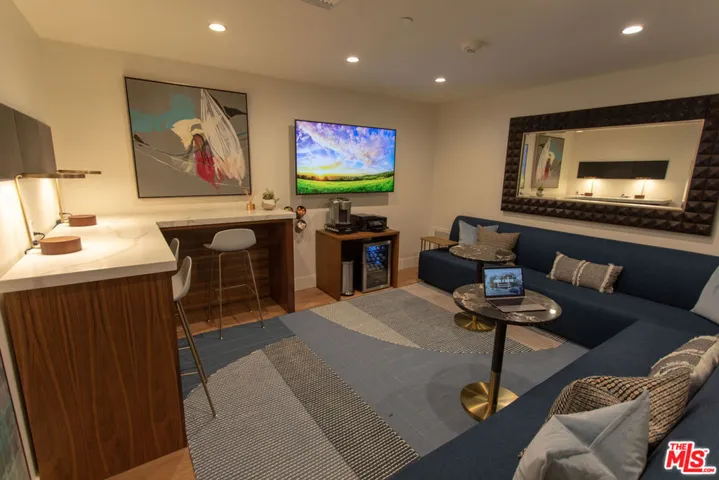 8017 W Norton Avenue 301, West Hollywood, California 90046