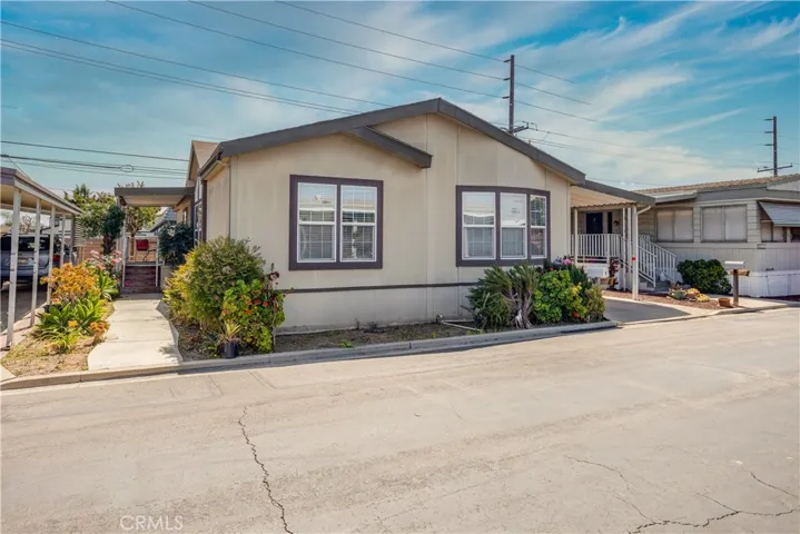 12101 Dale Avenue 9, Stanton, California 90680