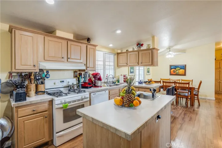 12101 Dale Avenue 9, Stanton, California 90680