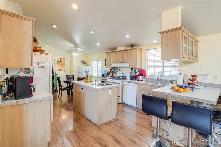 12101 Dale Avenue 9, Stanton, California 90680