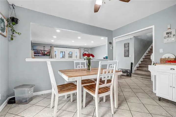 Breakfast/Dinning Area
