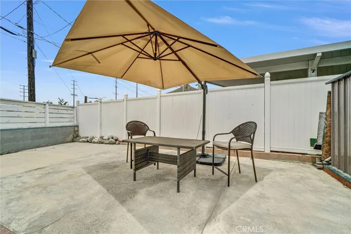 1523 Lynton Avenue, Wilmington, California 90744