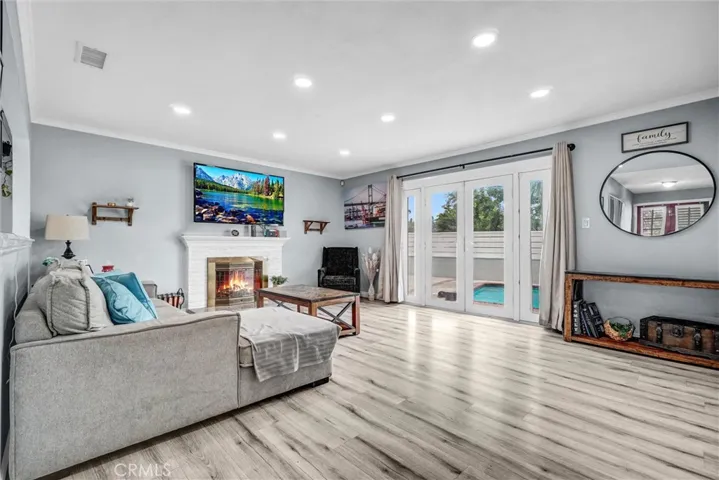 From Stairs to Living Room/Pool