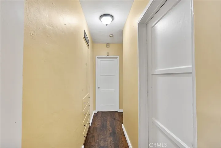 930 E 89th Street, Los Angeles, California 90002