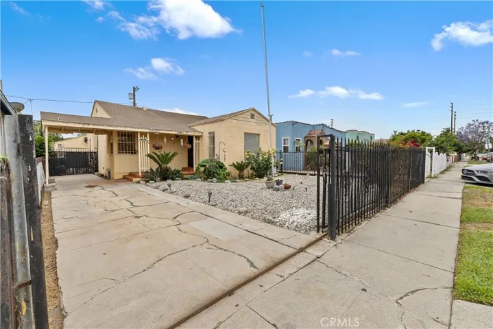 930 E 89th Street, Los Angeles, California 90002