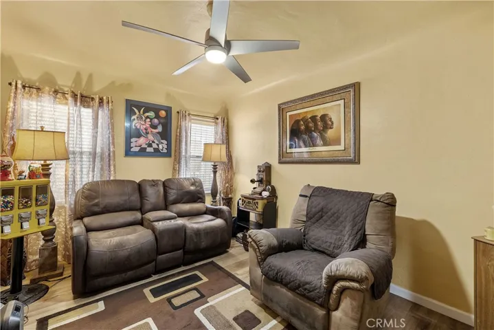 930 E 89th Street, Los Angeles, California 90002
