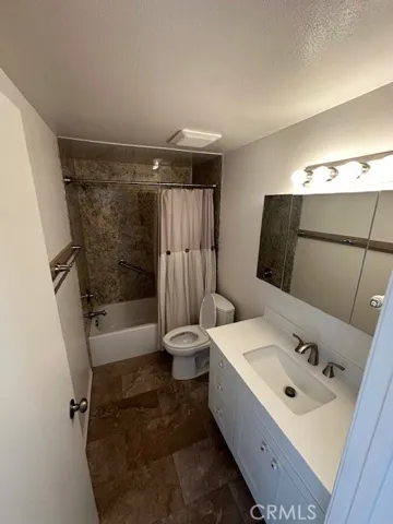 18188 Mesa Verde Court, Fountain Valley, California 92708