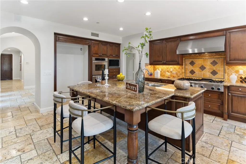 15 Basilica Place, Ladera Ranch, California 92694 home-pic-18