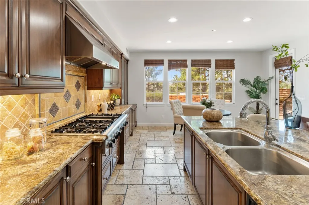 15 Basilica Place, Ladera Ranch, California 92694 home-pic-20