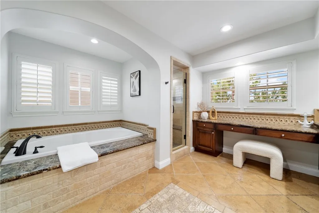 15 Basilica Place, Ladera Ranch, California 92694 home-pic-38