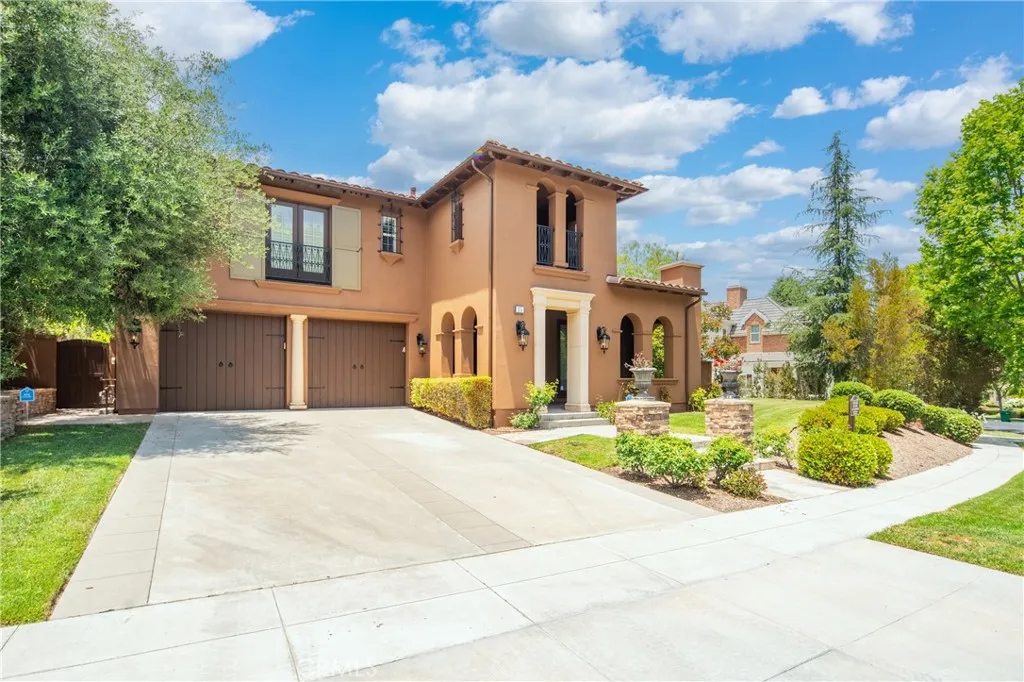 15 Basilica Place, Ladera Ranch, California 92694 home-pic-2