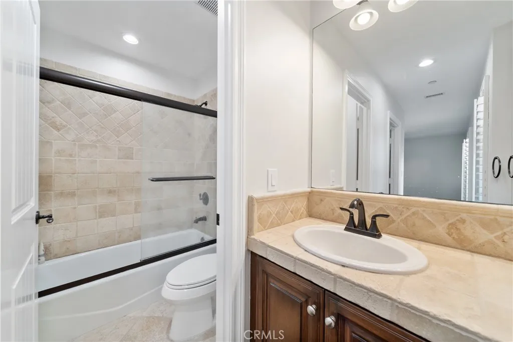 15 Basilica Place, Ladera Ranch, California 92694 home-pic-43