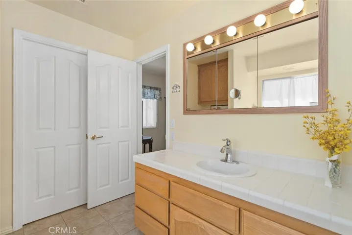 1725 Winchester Way, Santa Maria, California 93454