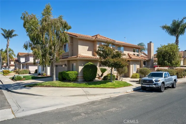 1725 Winchester Way, Santa Maria, California 93454