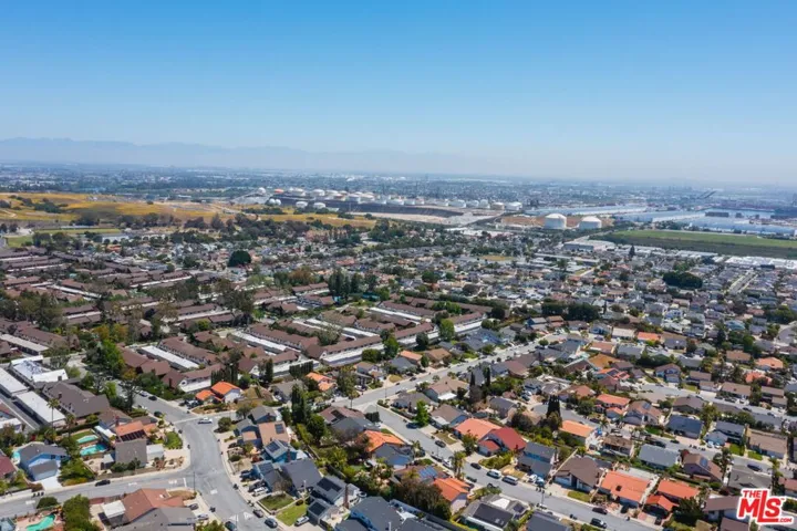 1400 Caddington Drive, Rancho Palos Verdes, California 90275