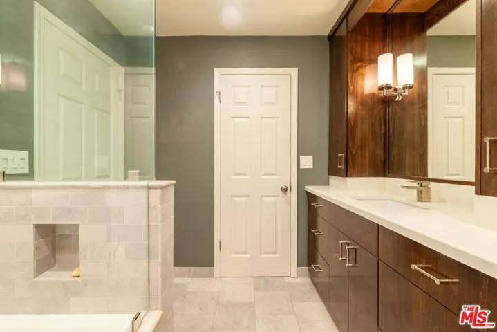 1400 Caddington Drive, Rancho Palos Verdes, California 90275