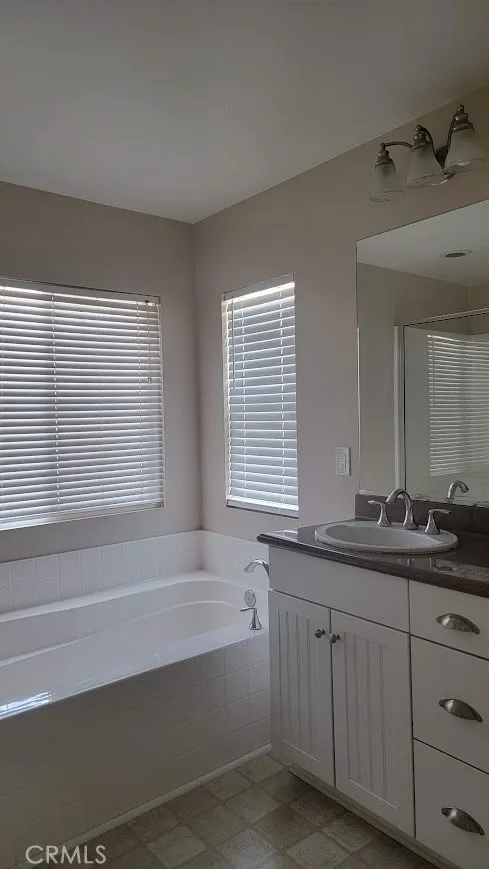 35781 Bobcat Way, Murrieta, California 92563 home-pic-5