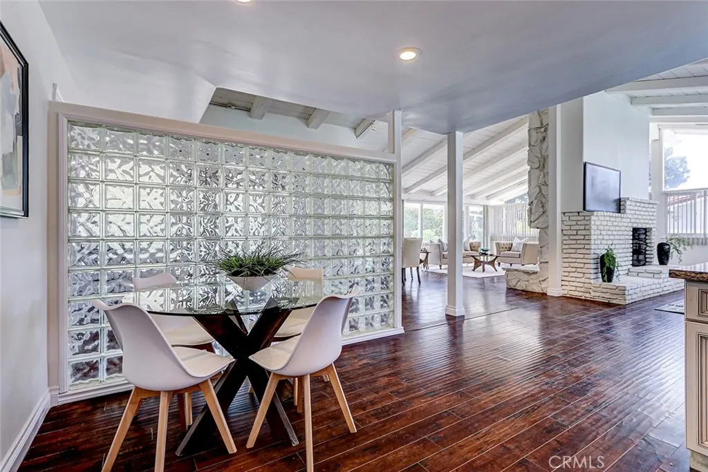 2552 Palos Verdes Drive W, Palos Verdes Estates, California 90274 home-pic-11