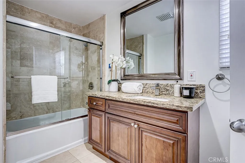 2552 Palos Verdes Drive W, Palos Verdes Estates, California 90274 home-pic-21
