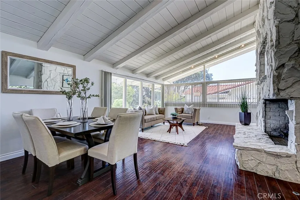2552 Palos Verdes Drive W, Palos Verdes Estates, California 90274 home-pic-2