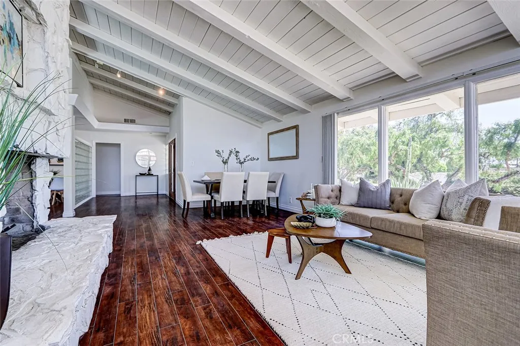 2552 Palos Verdes Drive W, Palos Verdes Estates, California 90274 home-pic-17